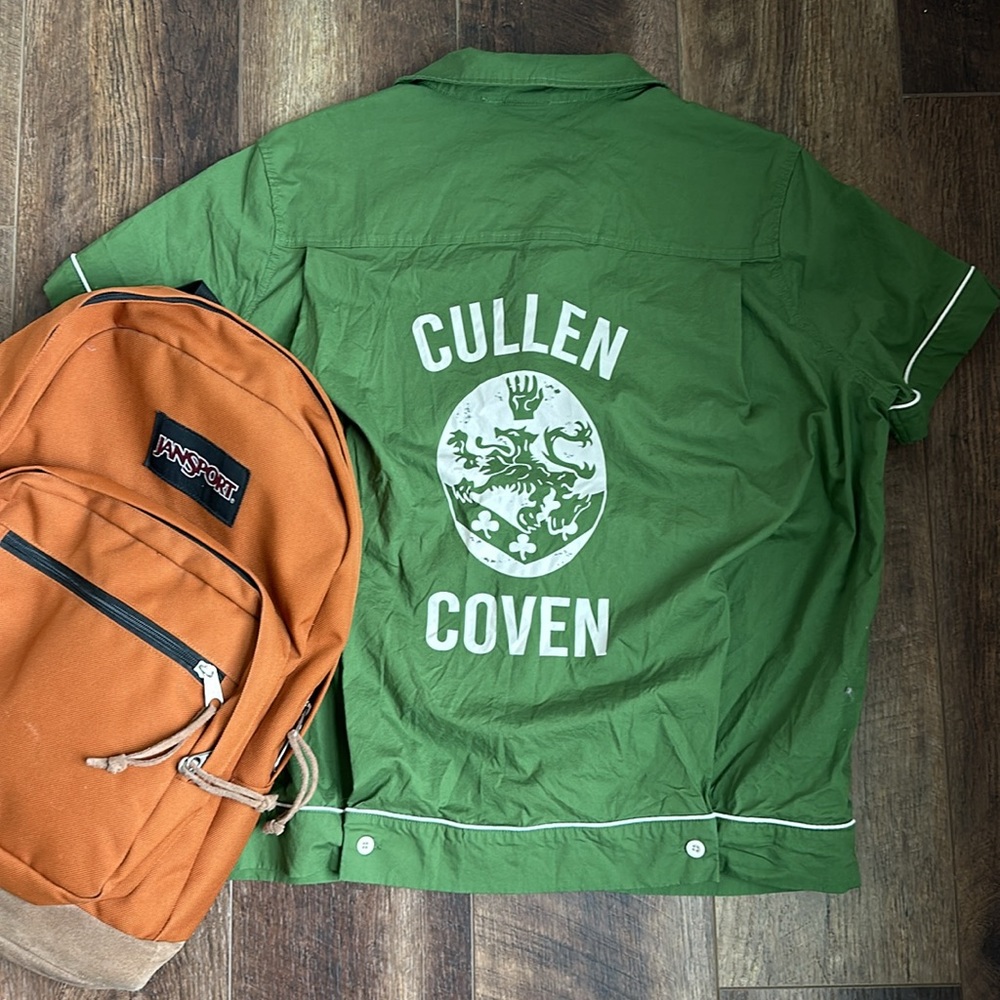 The Twilight Saga Bella Green Girls Woven Button-Up - Sz M